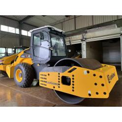 Каток грунтовый LiuGong CLG6618E